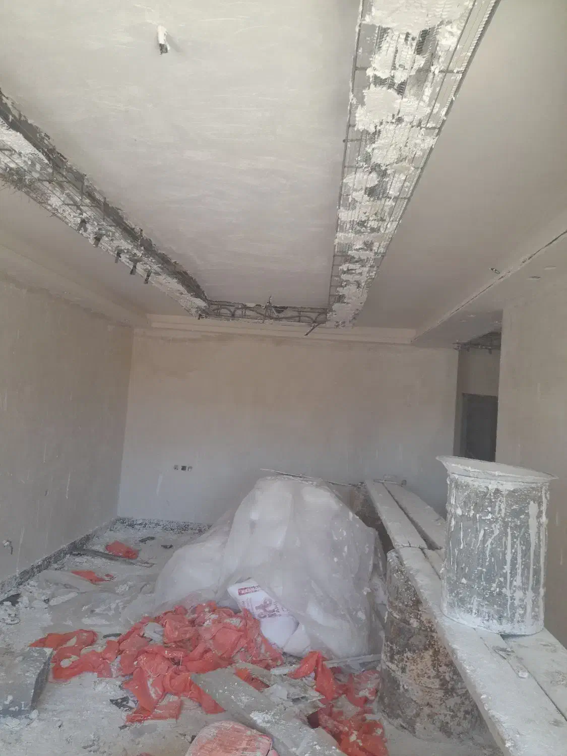 گچکاری وسفیدکاری ولکه گیری|خدمات پیشه و مهارت|یاسوج, |دیوار