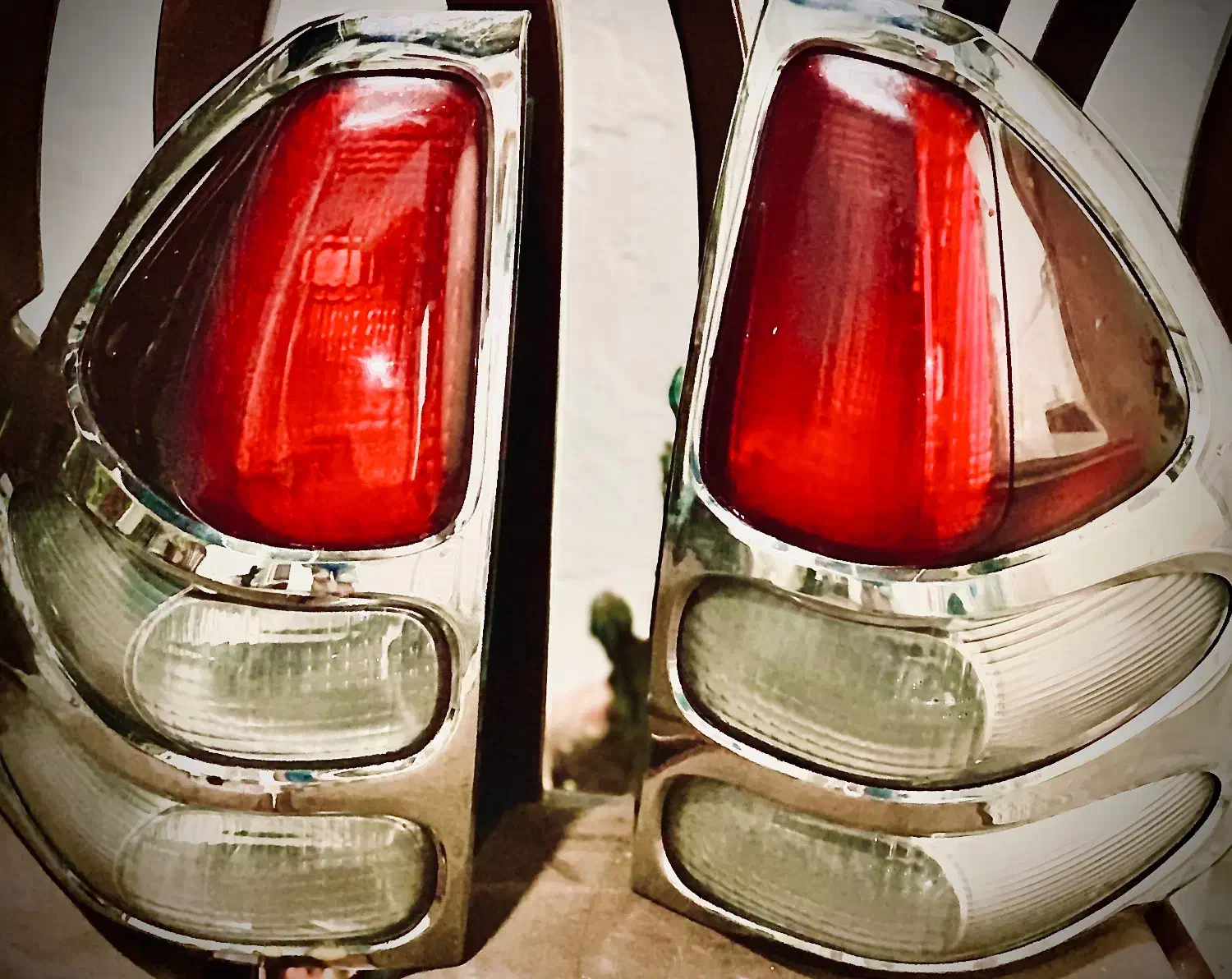 چراغ خطر پرادو سالم و تمیز|قطعات یدکی و لوازم جانبی|ساری, |دیوار