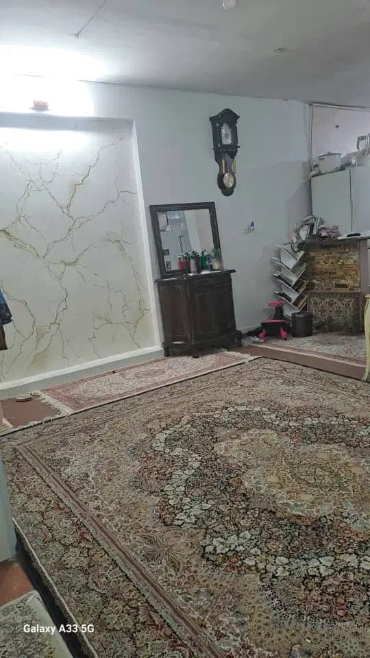 واحد ۹۰متری مستغلاتی حیدری شمالی طبقه همکف