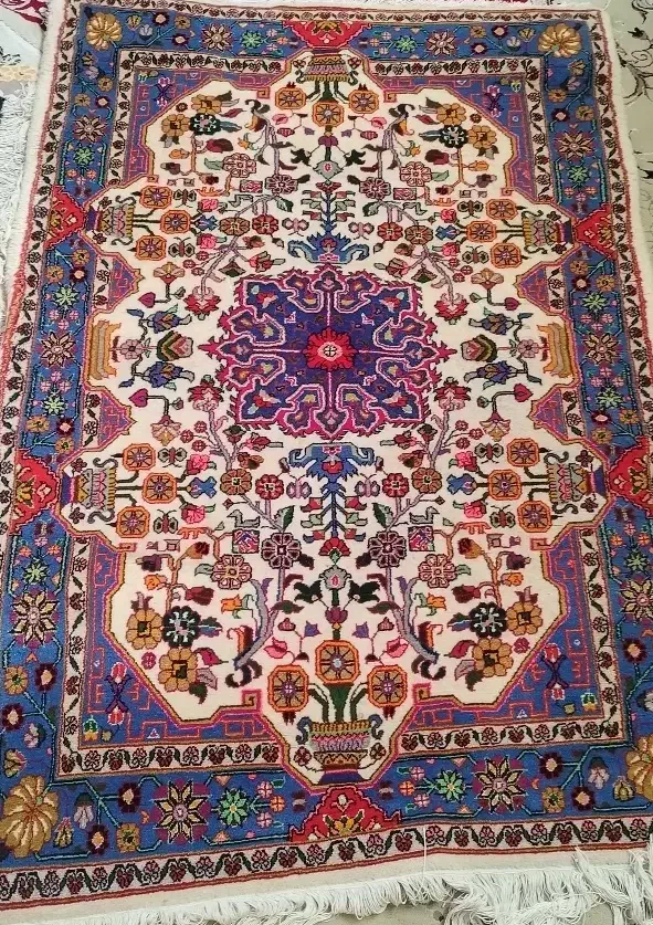 سه تا قالی دستبافت|فرش|نهاوند, |دیوار