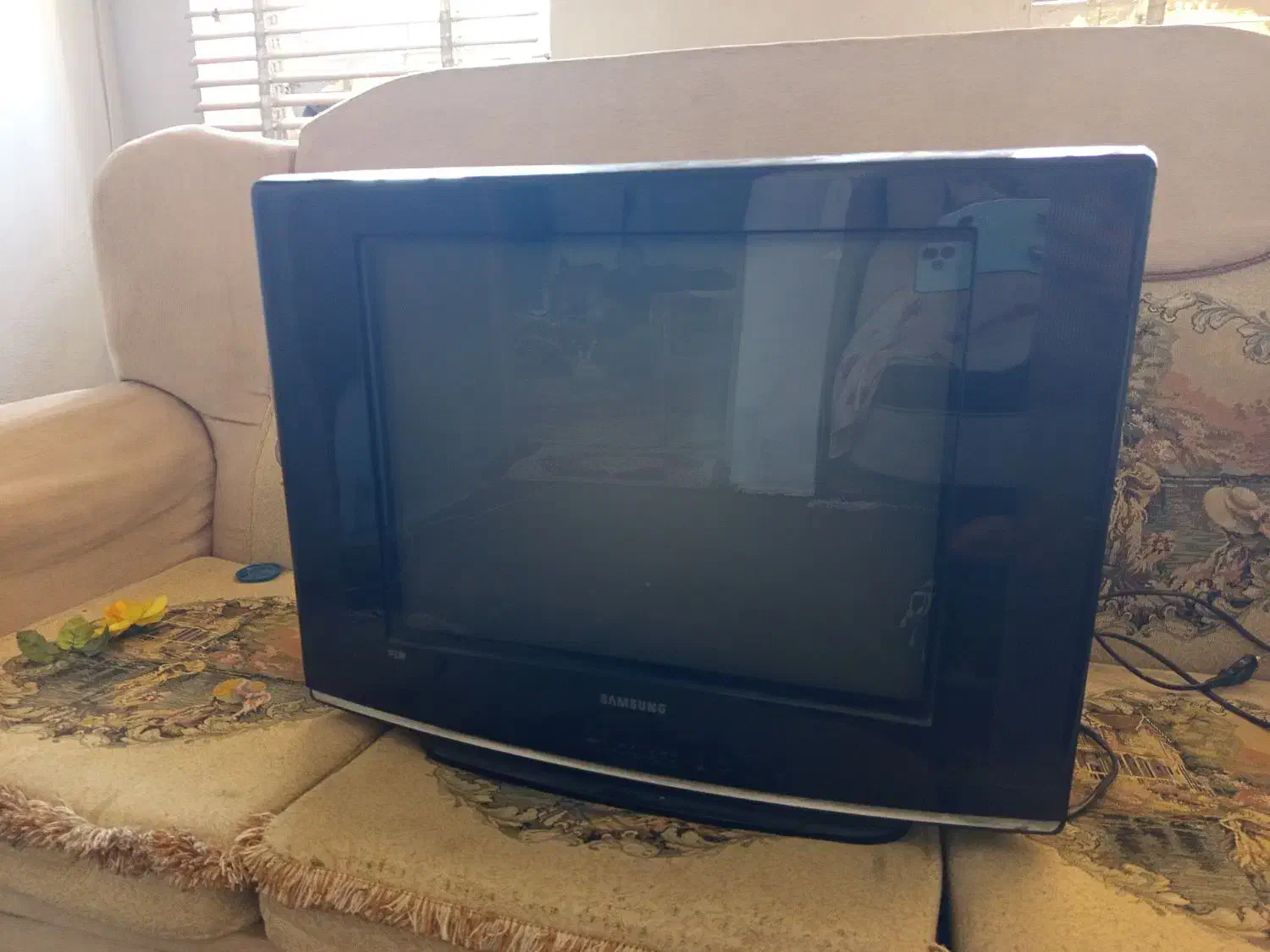 تلویزیون|تلویزیون و پروژکتور|شیراز, پودنک|دیوار