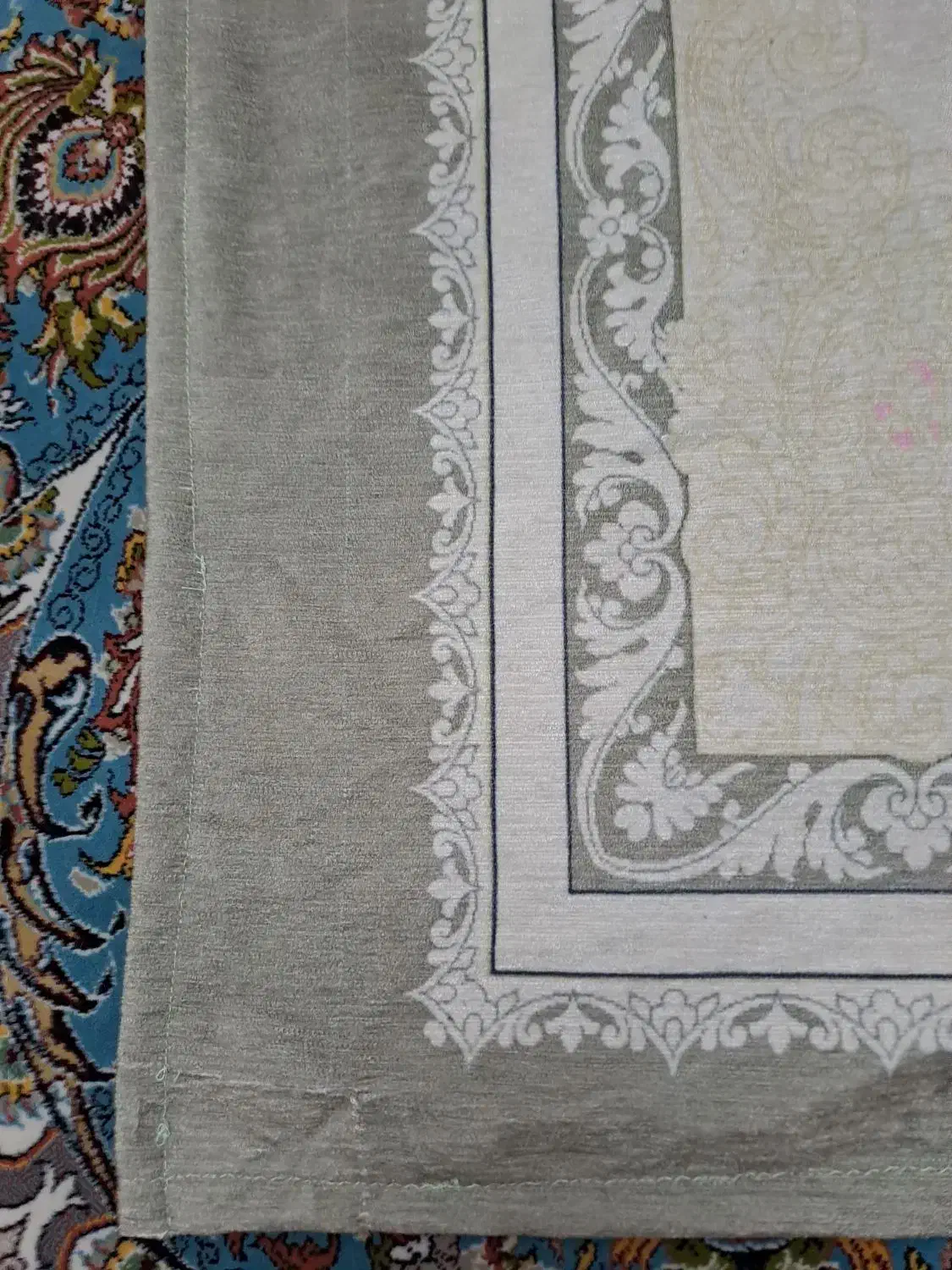 روفرشی مخمل|روفرشی|تهران, آذری|دیوار