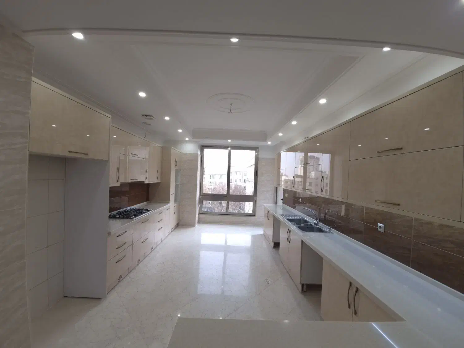 زعفرانیه۲۵۰متر ۴خواب مستر فول مشاعات ۲پارکینگ