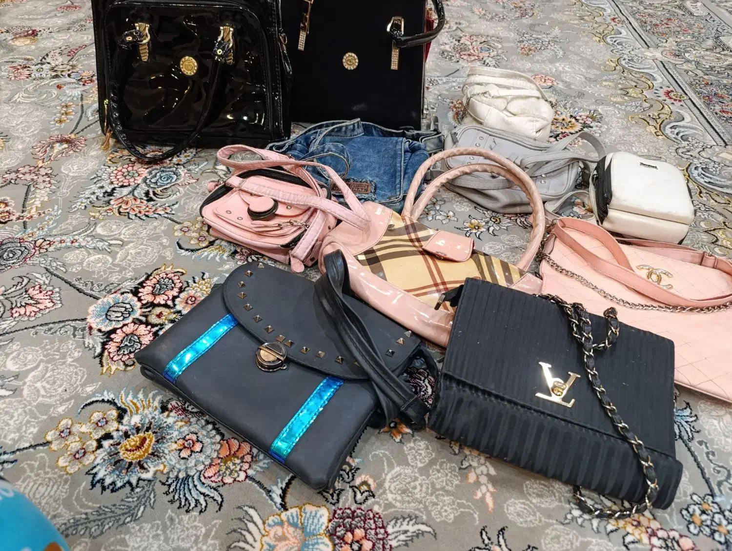 انواع کیف مجلسی و اسپرت|کیف، کفش، کمربند|بروجرد, |دیوار