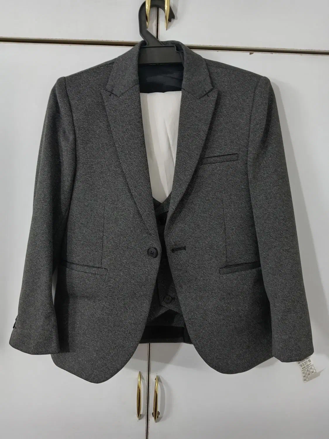 کت و شلوار نوجوان|کفش و لباس بچه|کرج, کیانمهر|دیوار