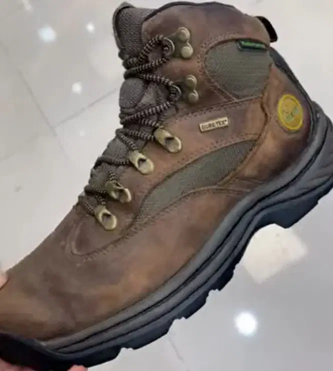 کفش طبیعت گردی و کوهنودی ..خارجی ضد آب|کوهنوردی و کمپینگ|لاهیجان, قیام|دیوار