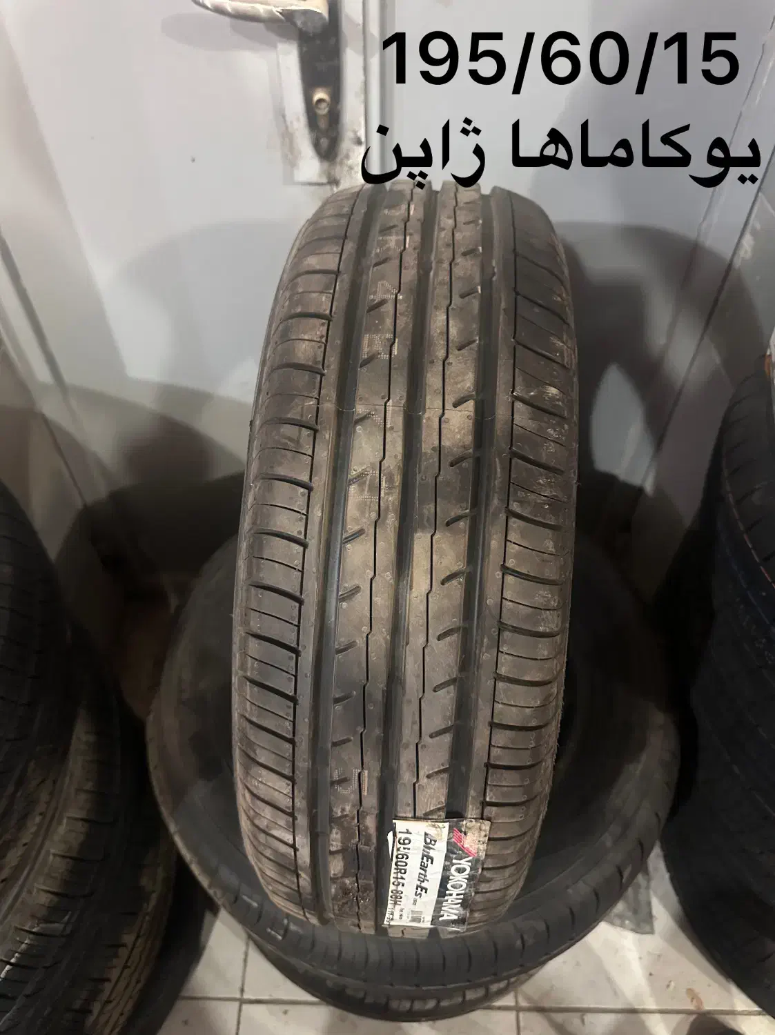 بورس انواع لاستیک های خارجی ماشین و موتور|خدمات موتور و ماشین|گراش, |دیوار