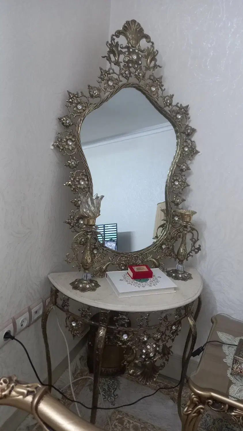 آیینه وشعمدان|آینه|قرچک, باقرآباد|دیوار