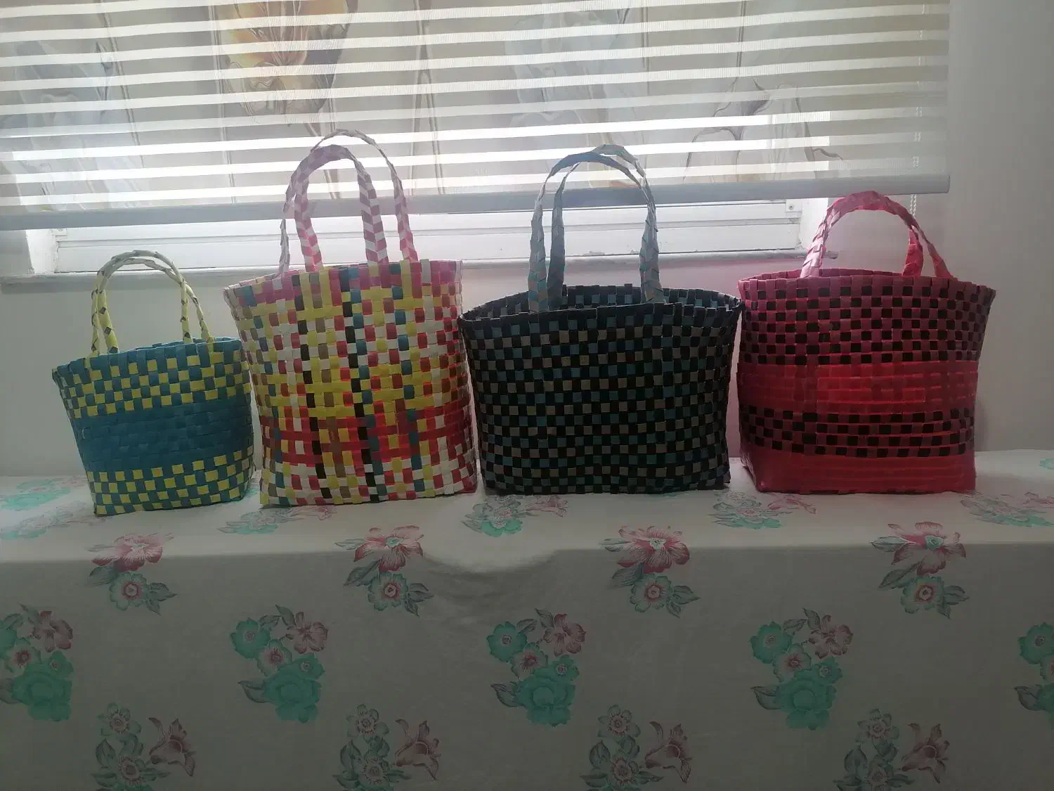 ساک و سبد|صنایع دستی و سایر لوازم تزئینی|رشت, حافظ آباد|دیوار