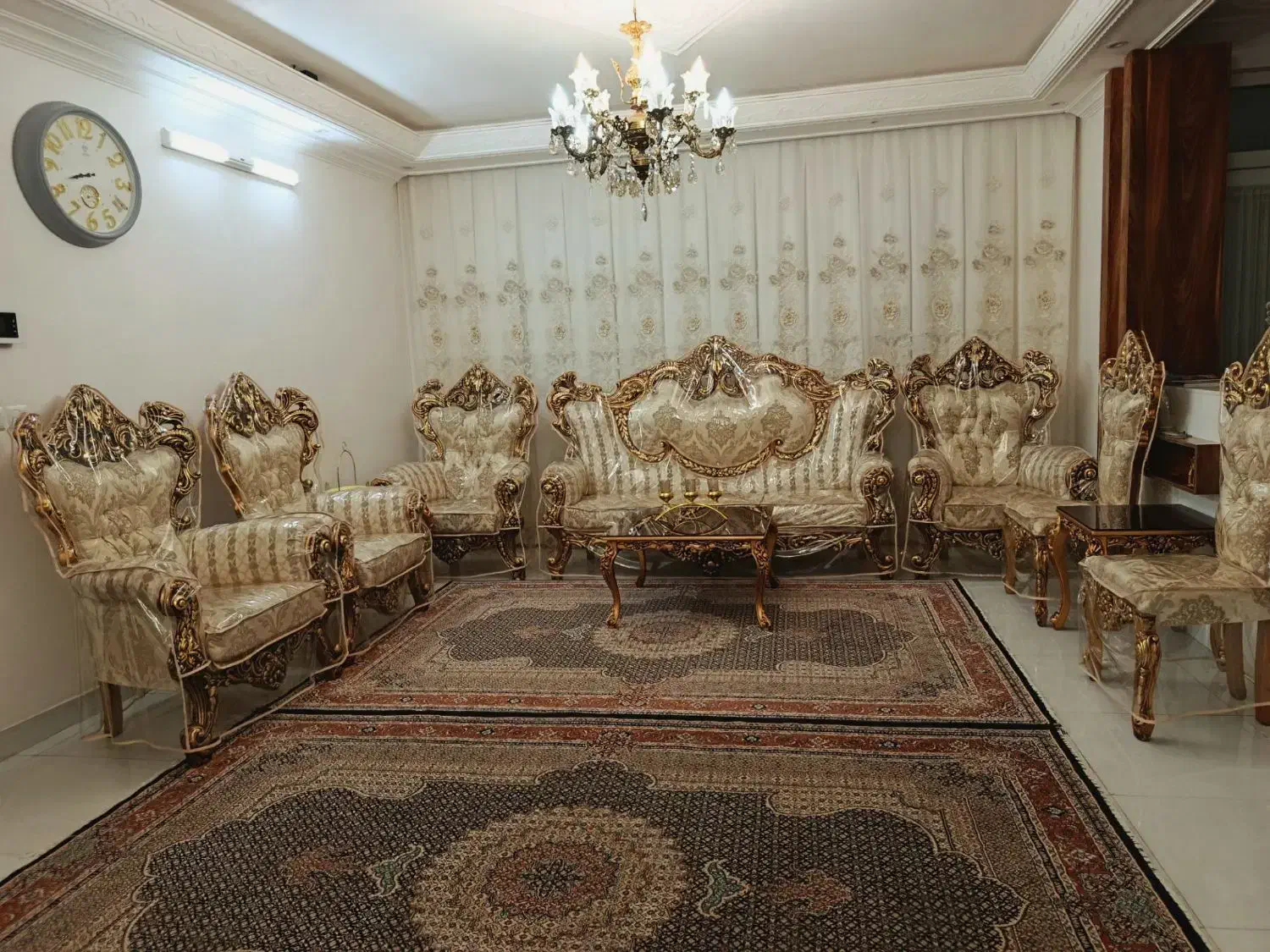 مبل سلطنتی|مبلمان خانگی و میز عسلی|سلماس, |دیوار