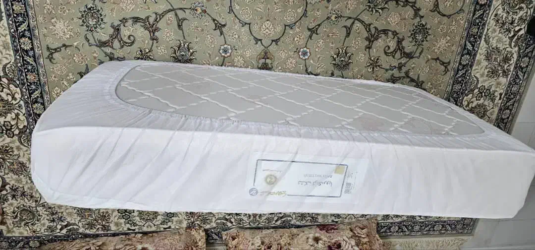 تشک نوزادی|تشک تختخواب|اصفهان, کوی ولی عصر|دیوار