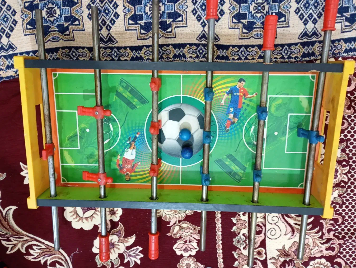 فوتبال دستی|اسباببازی|میانه, |دیوار