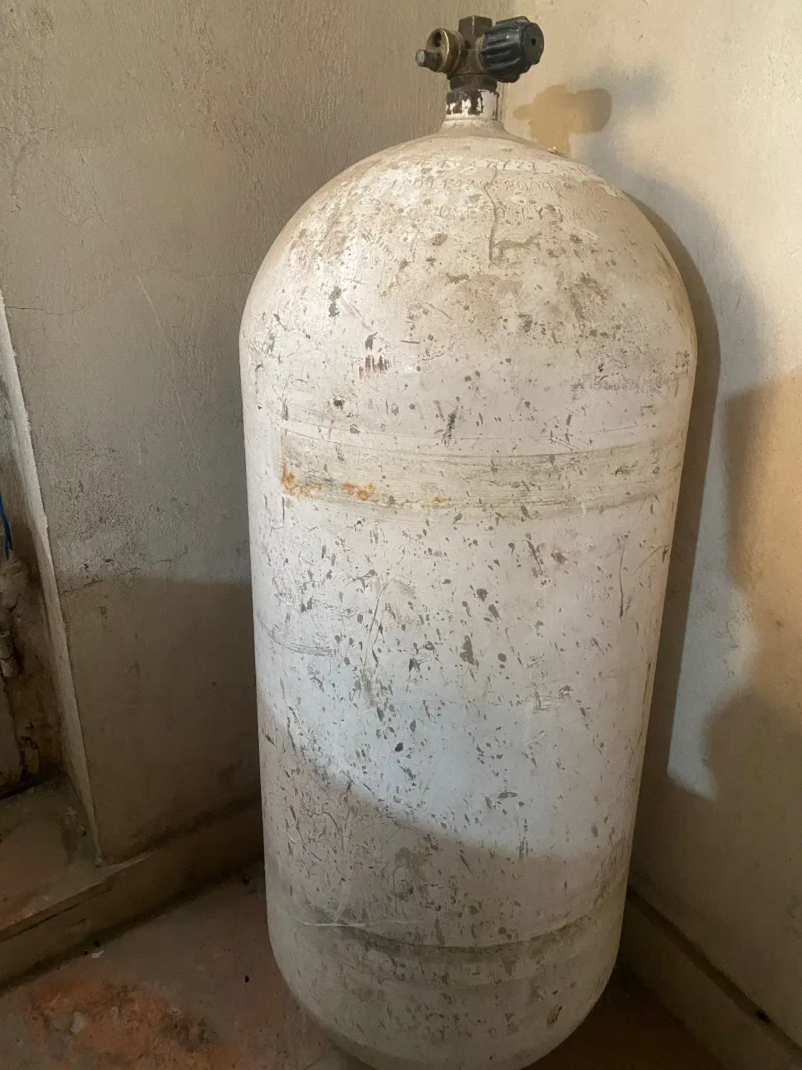 کپسول سی ان جی پژو|قطعات یدکی و لوازم جانبی|هشتگرد, هشتگرد قدیم|دیوار