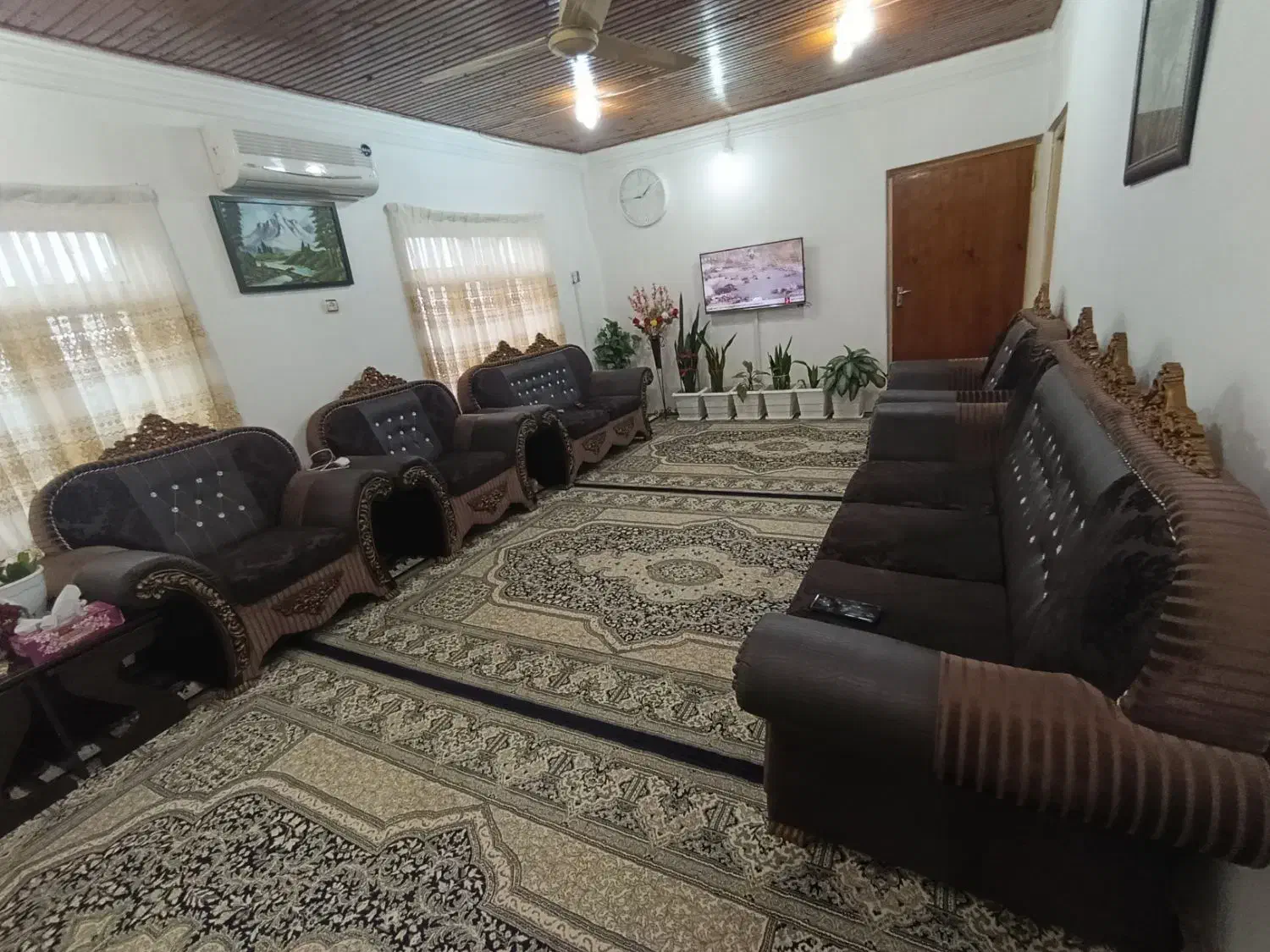 مبل سناتور|مبلمان خانگی و میز عسلی|رودسر, |دیوار