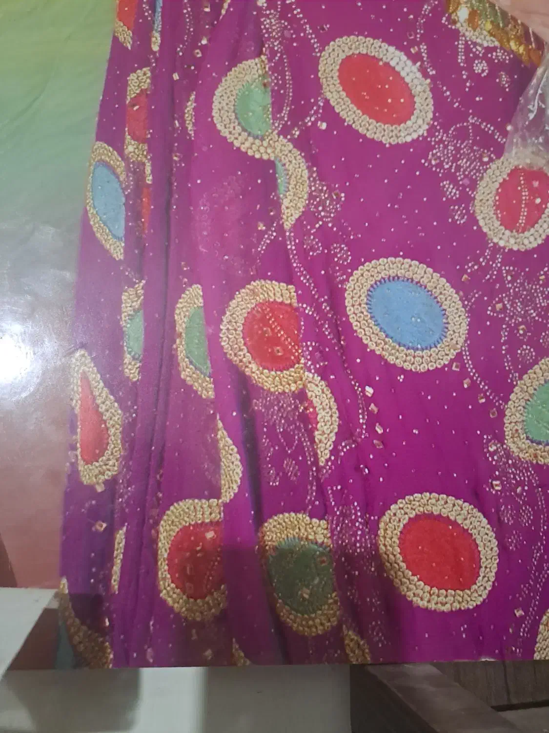 لباس مجلسی|لباس|یاسوج, |دیوار