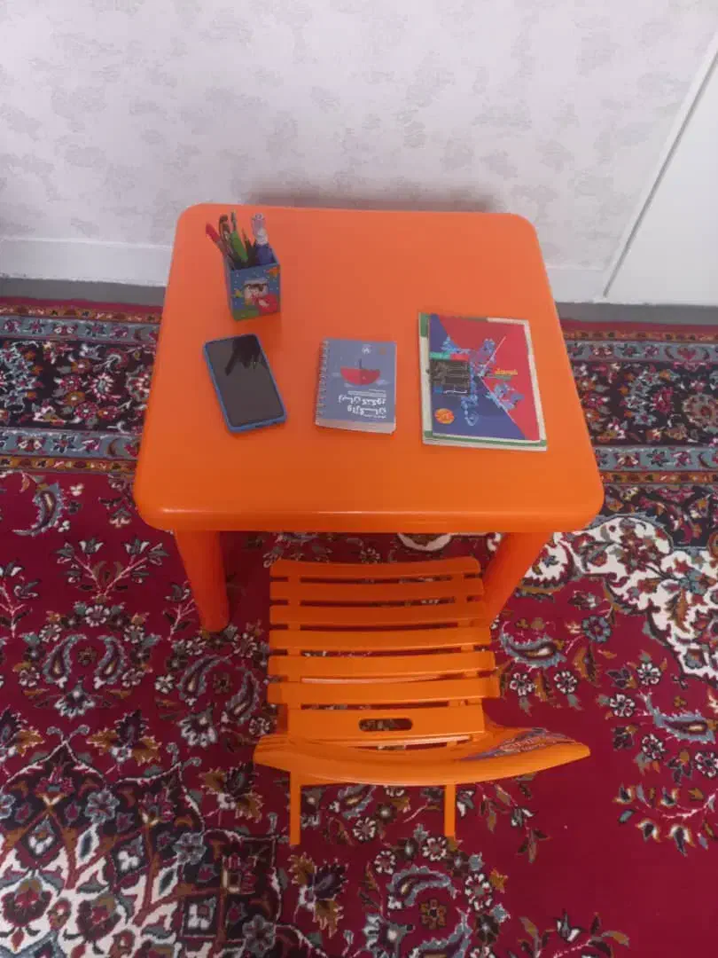 میز و صندلی نو|اسباب و اثاث بچه|مشگین شهر, |دیوار