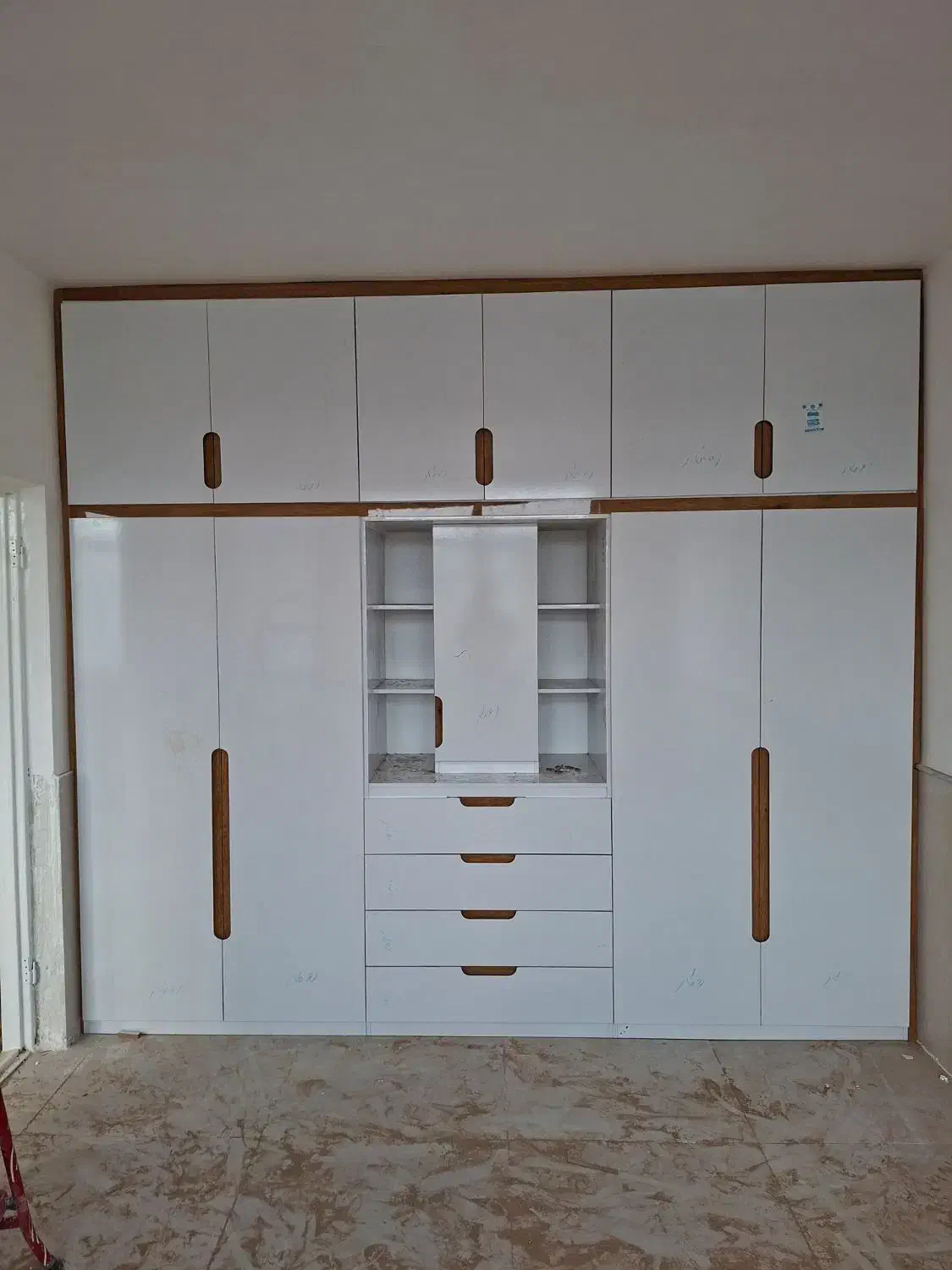 کمد|خدمات پیشه و مهارت|نیشابور, بنیاد شهید|دیوار