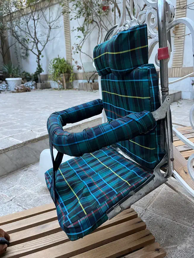 صندلی ماشین کودک در حد نو سالم|تخت و صندلی بچه|مشهد, آبکوه|دیوار