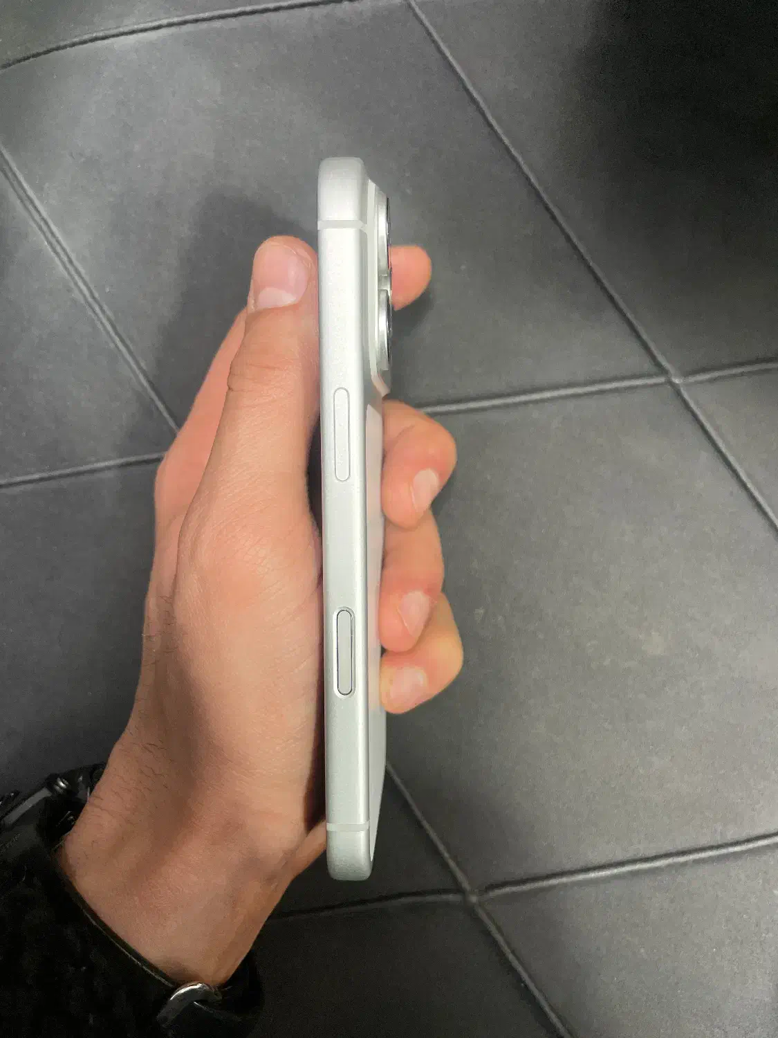 17 پرو|موبایل|چهاردانگه (تهران), |دیوار