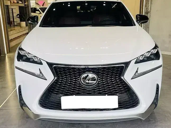 لکسوس NX 200t F اقساطی، مدل ۲۰۱۷ «اتومَلِک»|خودرو سواری و وانت|تهران, صادقیه|دیوار