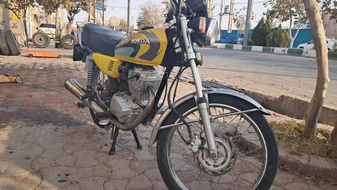 موتور هندا 200 cc|موتورسیکلت|قم, باغ شازده|دیوار