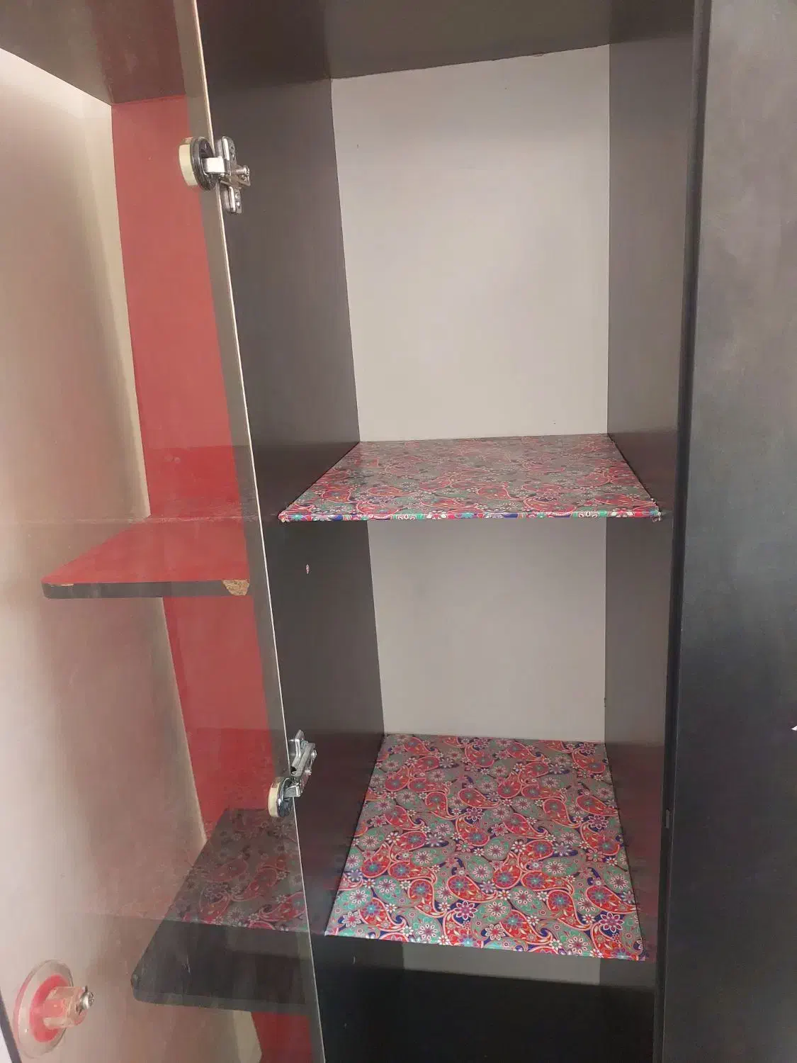 کمد کودک|اسباب و اثاث بچه|صدرا-فارس, فاز ۱|دیوار