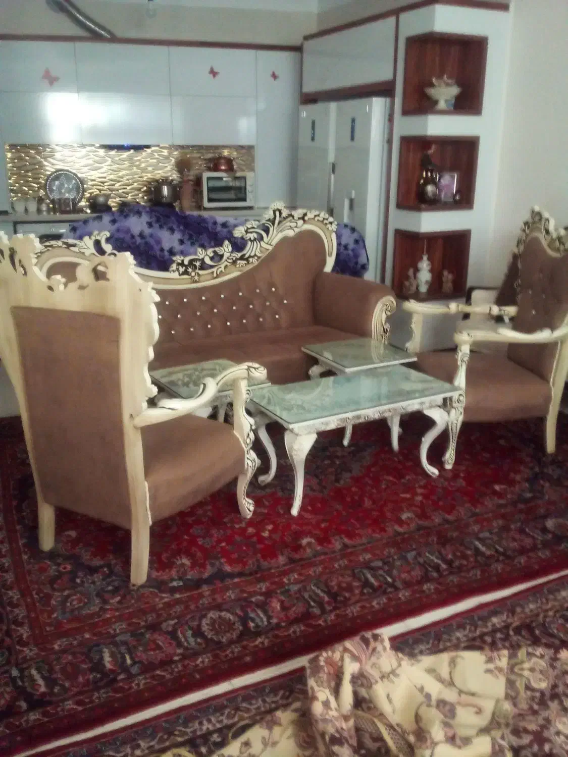 مبل ۸ نفره چوبی|مبلمان خانگی و میز عسلی|تبریز, |دیوار