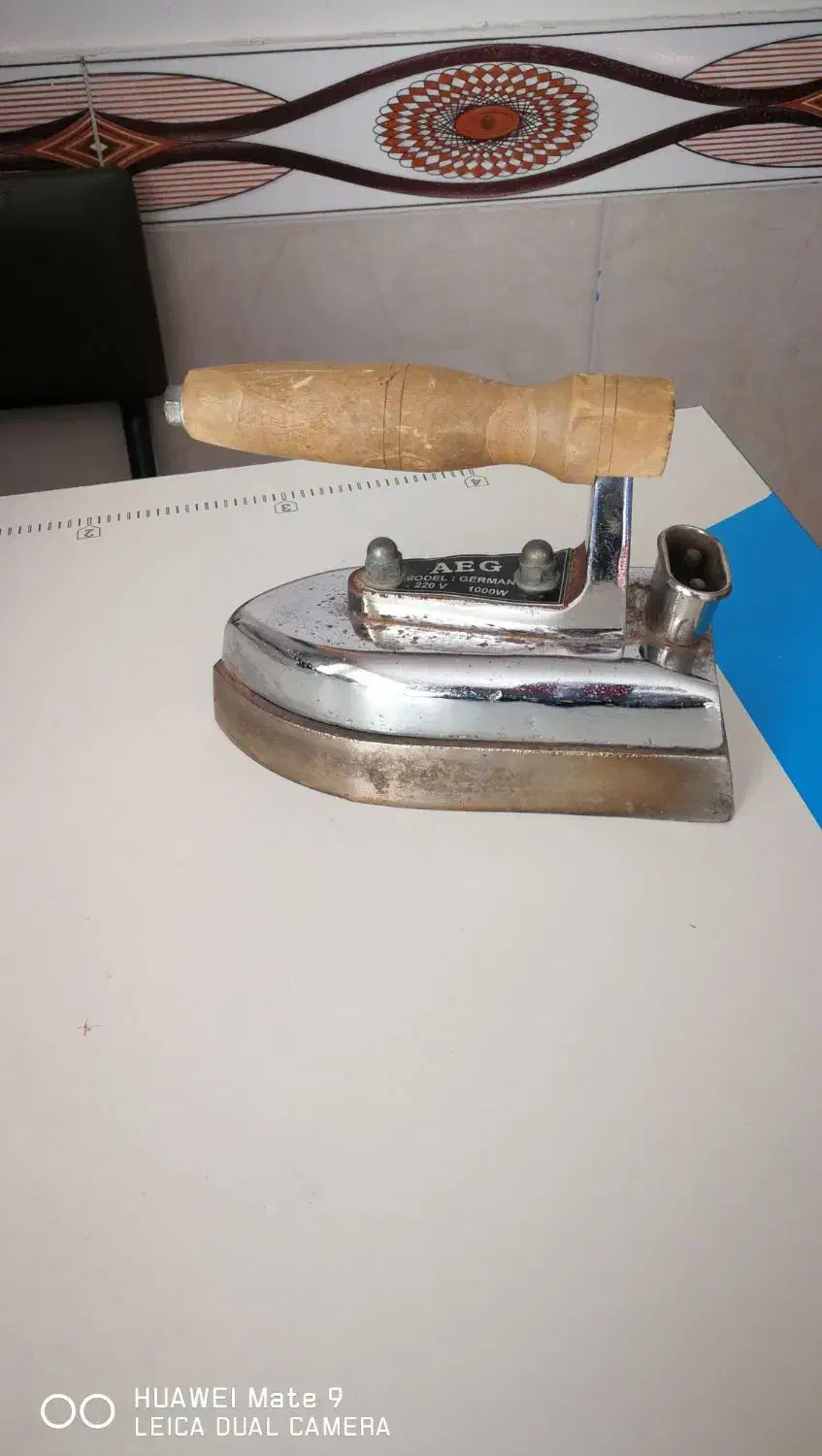 چرخ سردوز پروانه زیگزال دوز پروانه اتوی سنگین قدیم|چرخ خیاطی و ریسندگی|سبزوار, شهرک صنعتی خاوران|دیوار