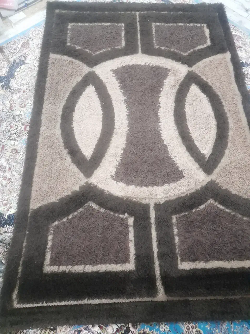 فرش اتاق خواب یا آشپز خونه درحدنو وزخیم|فرش|اسلام‌شهر, شهرک امام حسین (میان آباد)|دیوار