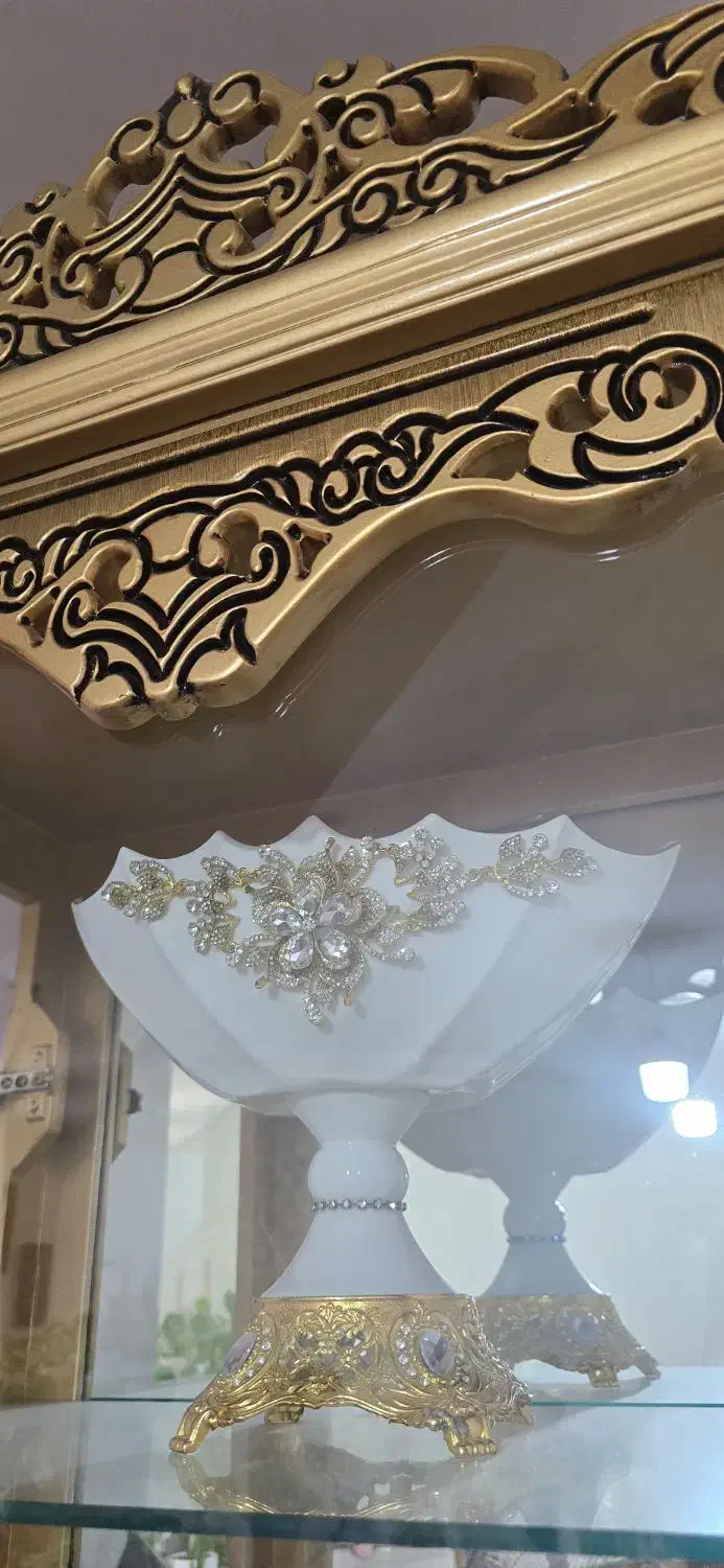 ظرف شیک دکوری وقابل استفاده برای پذیرایی|ظروف سرو و پذیرایی|فولادشهر, C3|دیوار