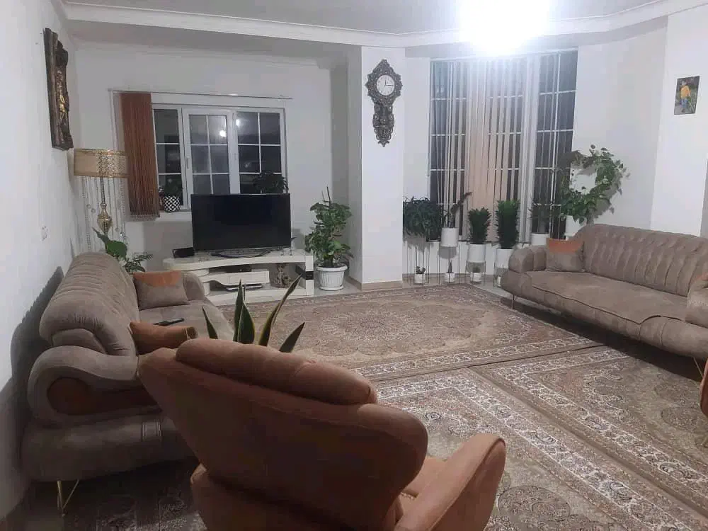 100متری/گلستان فرد/نزدیک استخر|اجارهٔ آپارتمان|لاهیجان, گلستان|دیوار