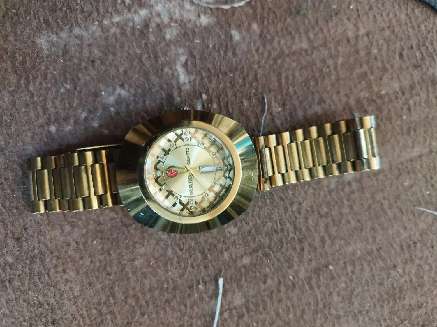 ساعت رادو|ساعت|مشهد, قائم|دیوار