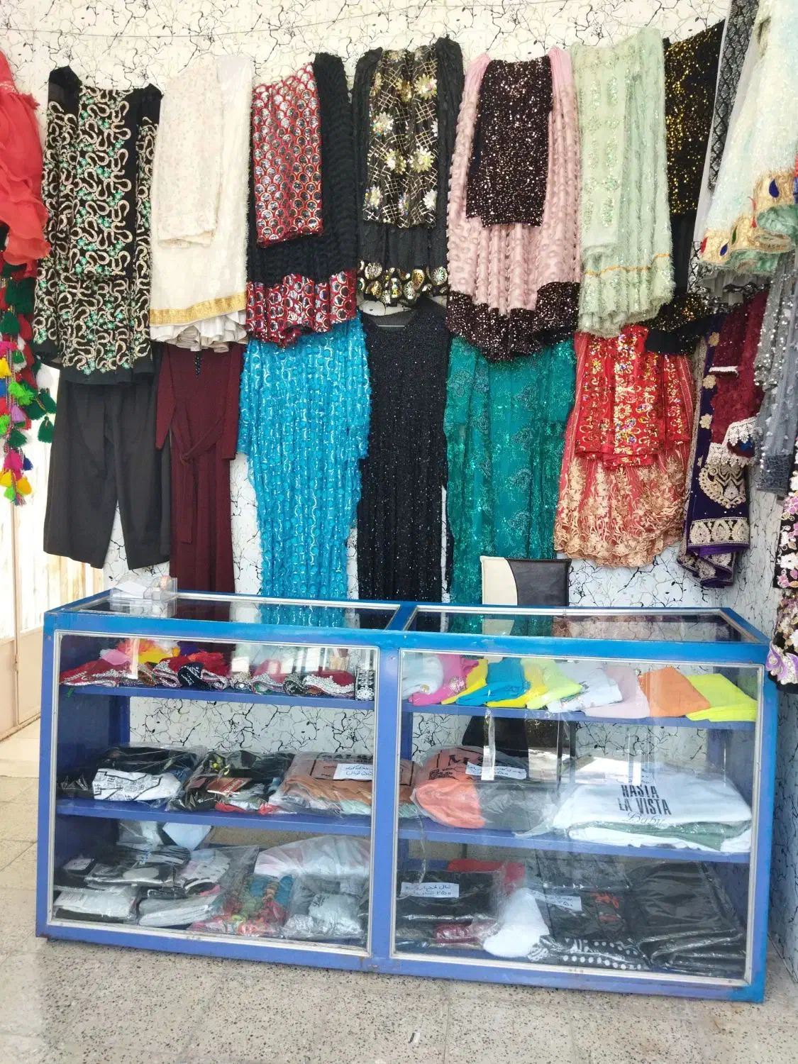 لباس محلی بختیاری زنانه|لباس|نجف‌آباد, گلدشت|دیوار