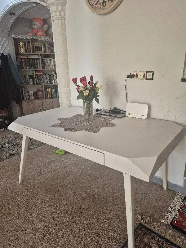 میز ناهارخوری ۶ نفره بدون صندلی|میز و صندلی غذاخوری|شیراز, کیان شهر|دیوار