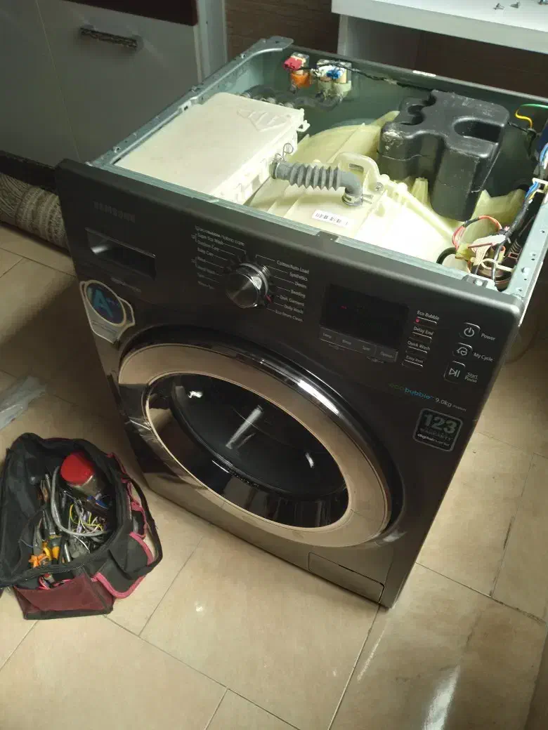 تعمیرات تخصصی ماشین لباسشویی سامسونگ الجی پاکشوما|خدمات پیشه و مهارت|تهران, ایران|دیوار