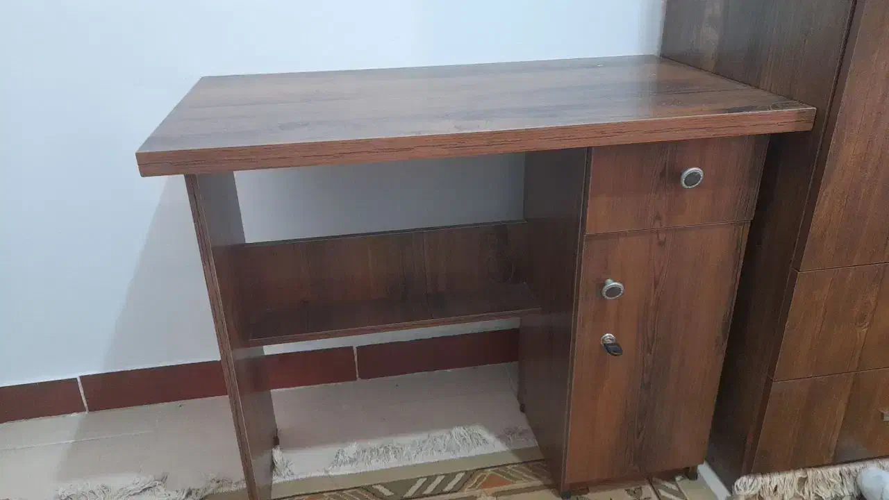 میز کامپیوتر درحدنو|میز تحریر و کامپیوتر|محمدشهر, همایون ویلا|دیوار