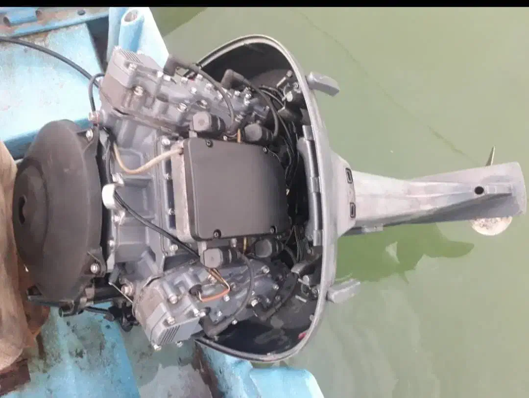 موتور یاماها 115 دو زمانه|قایق و سایر وسایل نقلیه|لنجان, |دیوار