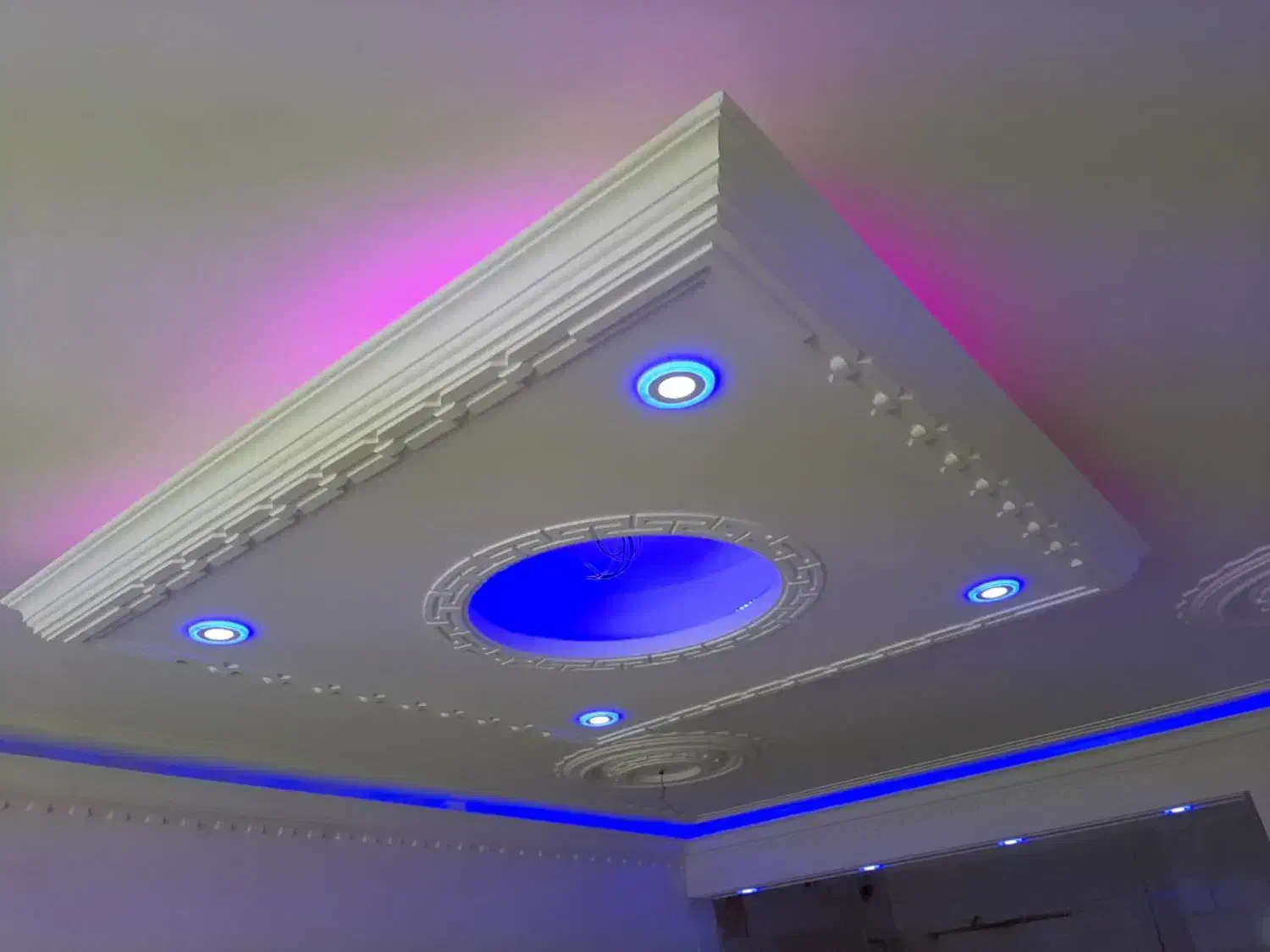 گچکاری،گچ کار،گچ کاری|خدمات پیشه و مهارت|نورآباد, |دیوار