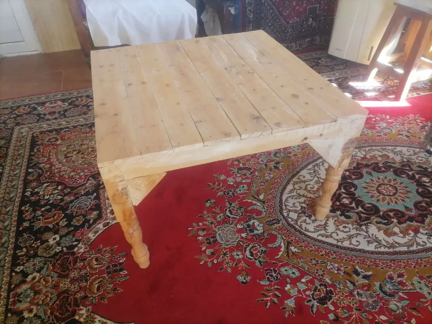 کرسی چوبی ۱*۱|بخاری، هیتر، شومینه|بومهن, |دیوار