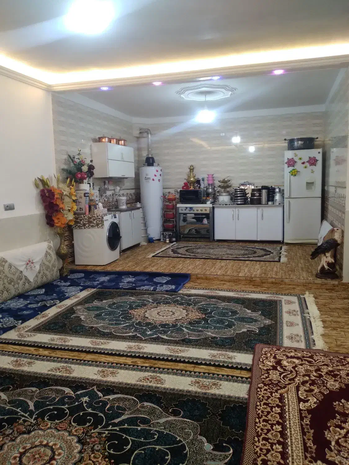 اجاره روزانه/هفتگی/ماهانه آپارتمان ۱۰۰۰ متری|اجارهٔ کوتاه‌مدت آپارتمان و سوئیت|خوی, |دیوار
