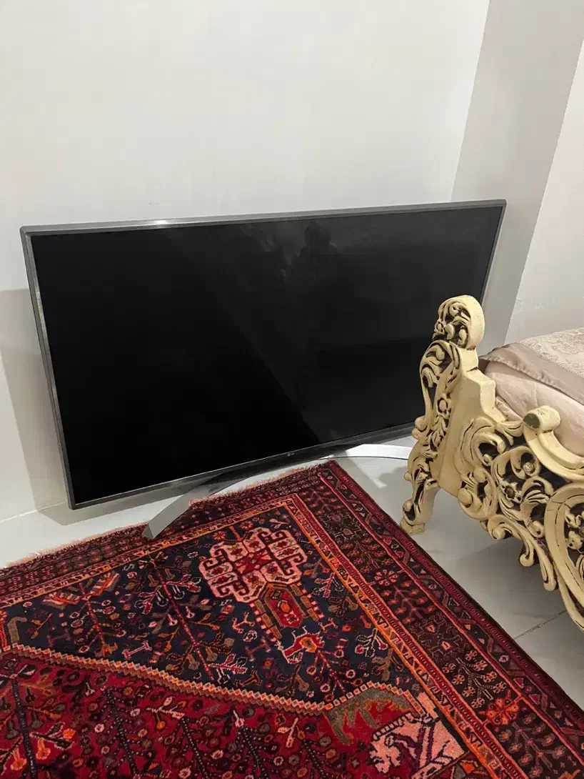 تلویزیون|تلویزیون و پروژکتور|قدس, شهرقدس|دیوار