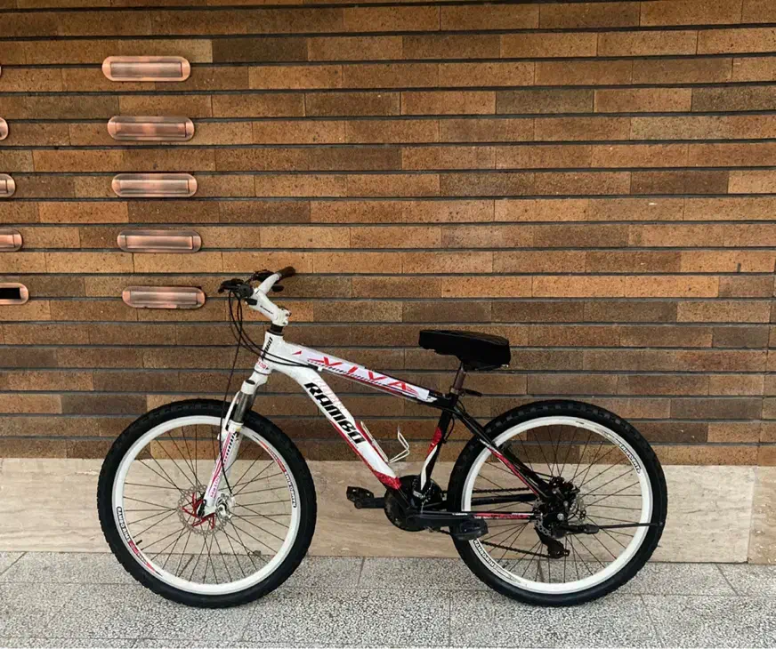 دوچرخه ویوا المپیا سایز۲۶دنده ای بدنه آلمینیوم صفر|دوچرخه، اسکیت، اسکوتر|مشهد, آزادشهر|دیوار