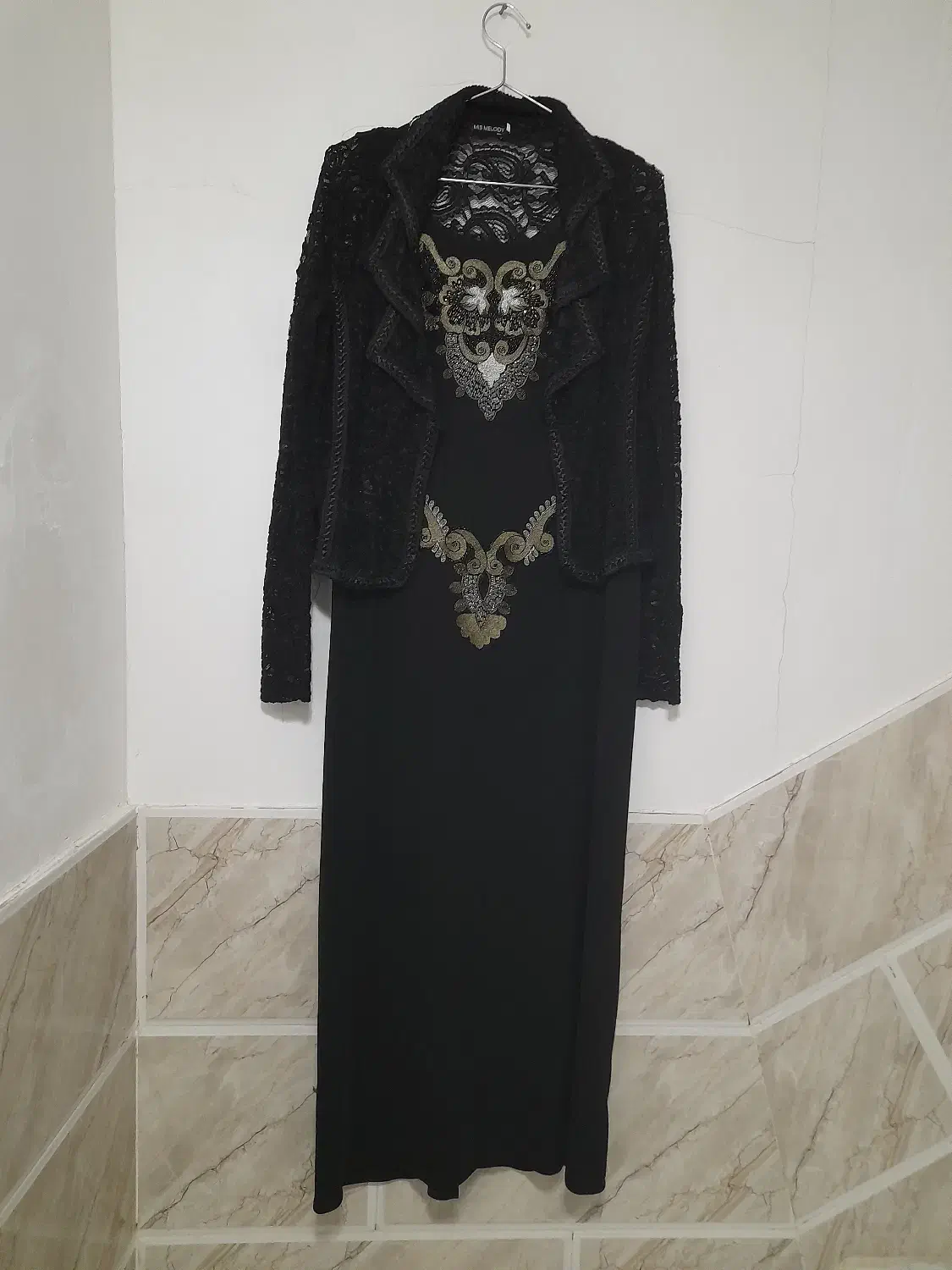 لباس در حد نو،ساییز ۵۰،۵۲ و۵۴ میخوره|لباس|گلپایگان, |دیوار