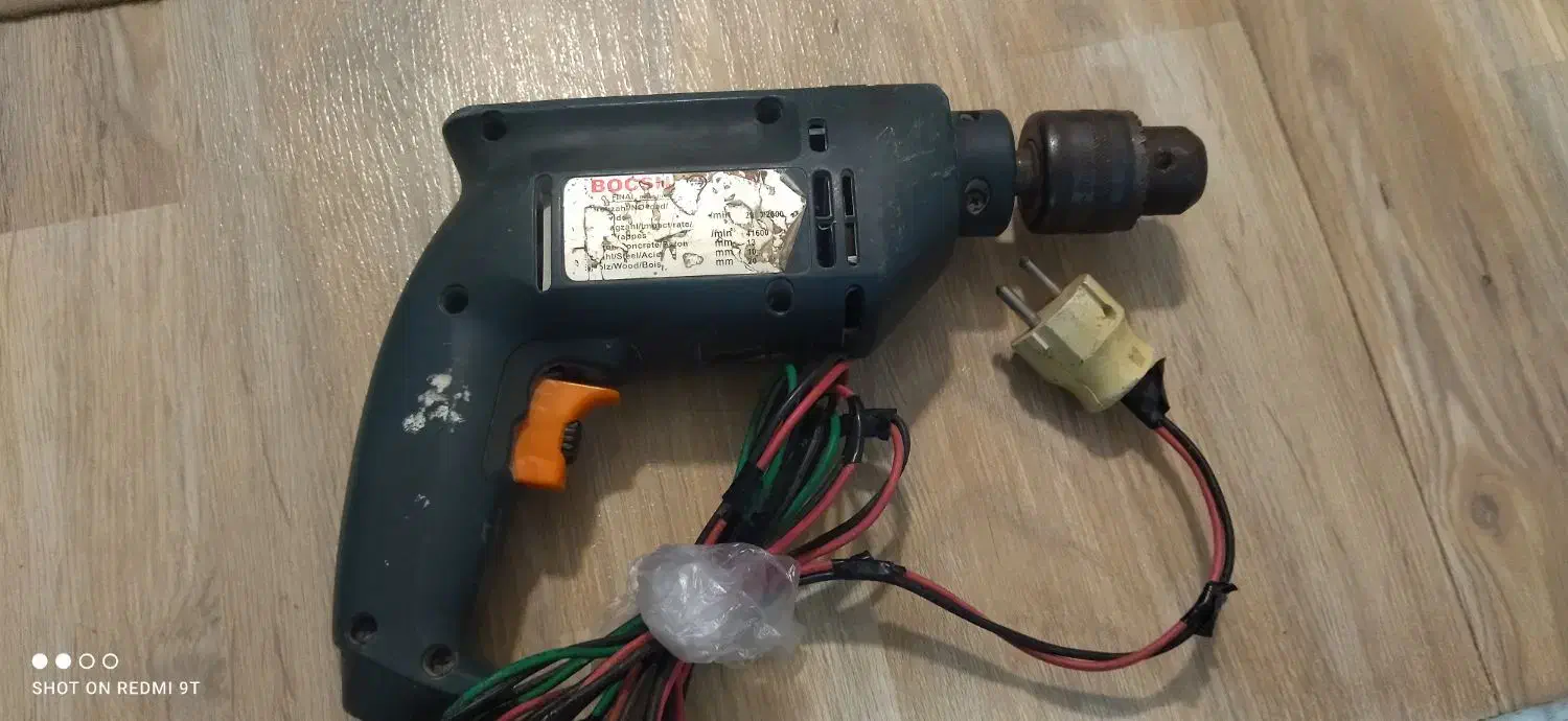 دریل قدیمی|ابزارآلات|گنبد کاووس, |دیوار