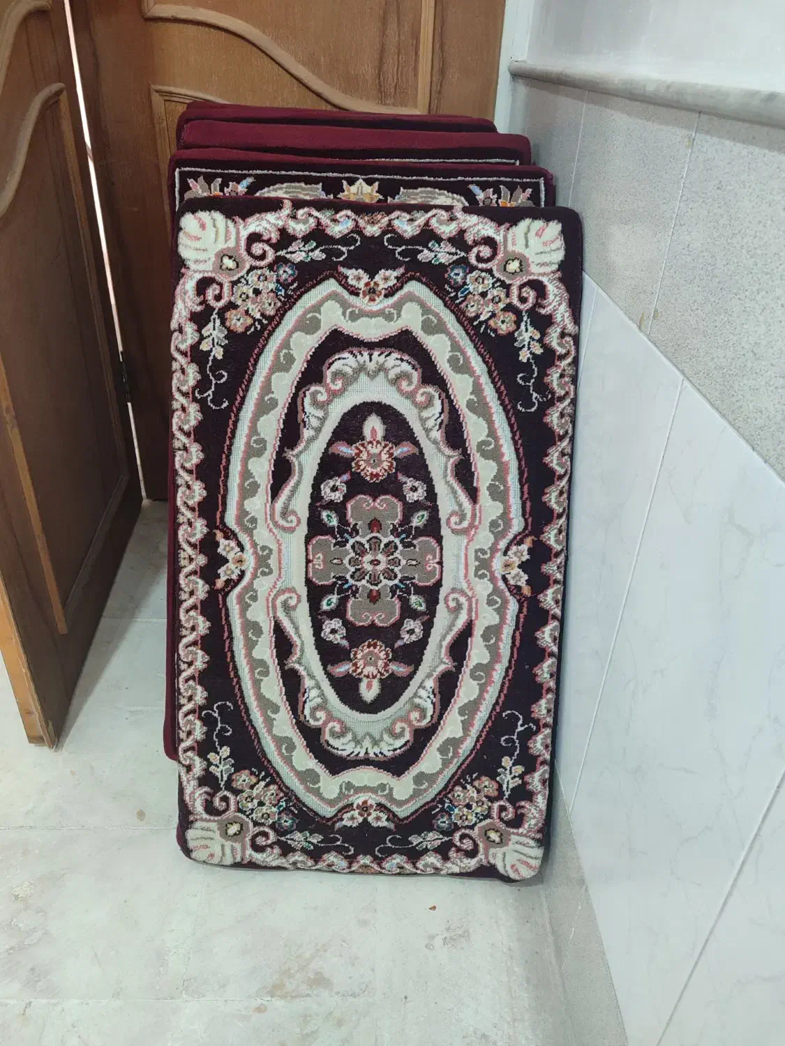 مبلمان،پشتی،میزتلویزیون،اجاق گاز  همه باهم|مبلمان خانگی و میز عسلی|قم, علی آباد سعدگان|دیوار
