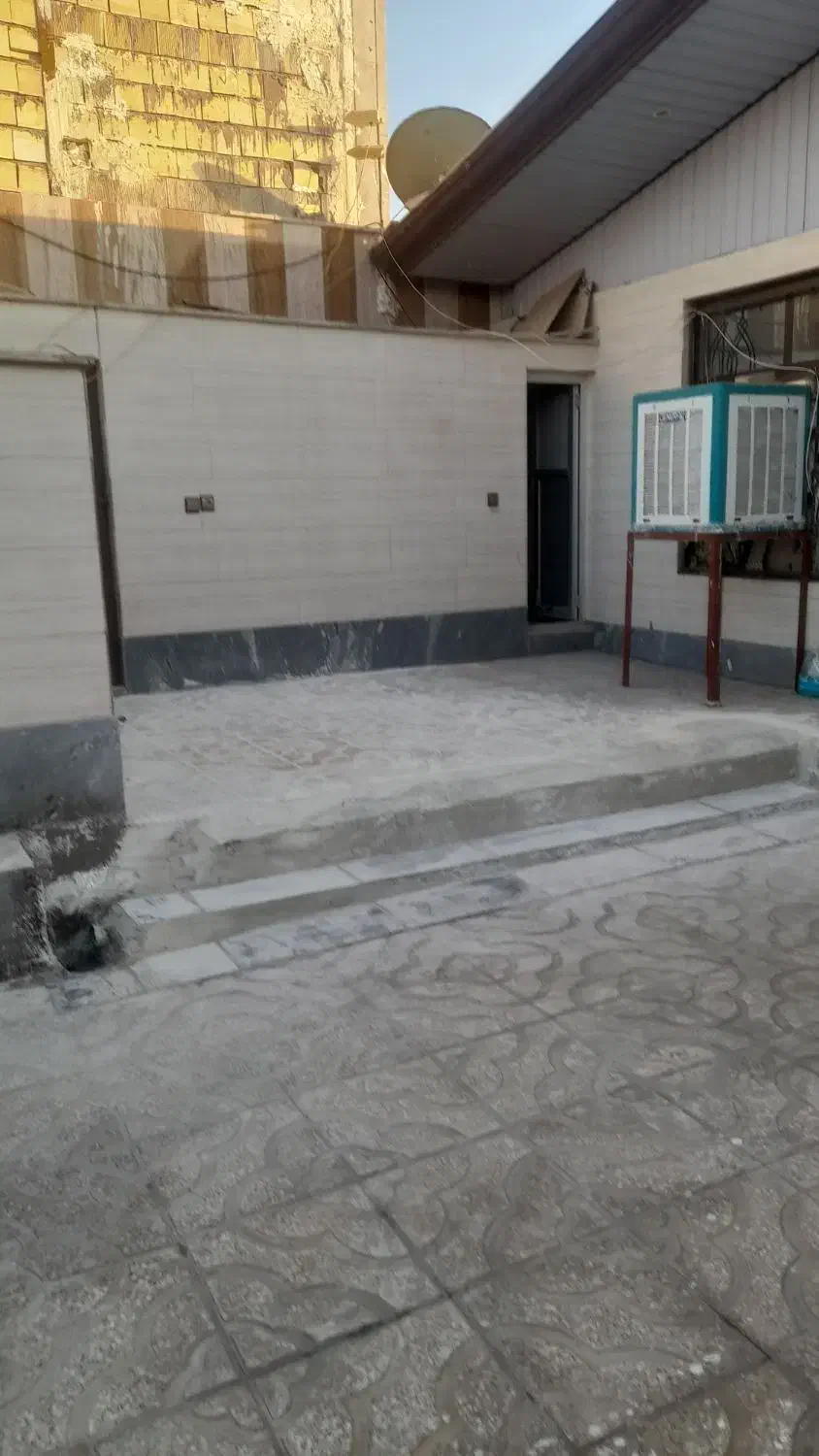 فروش یک واحد مسکونی جدید ساخت|فروش آپارتمان|زرندیه, |دیوار