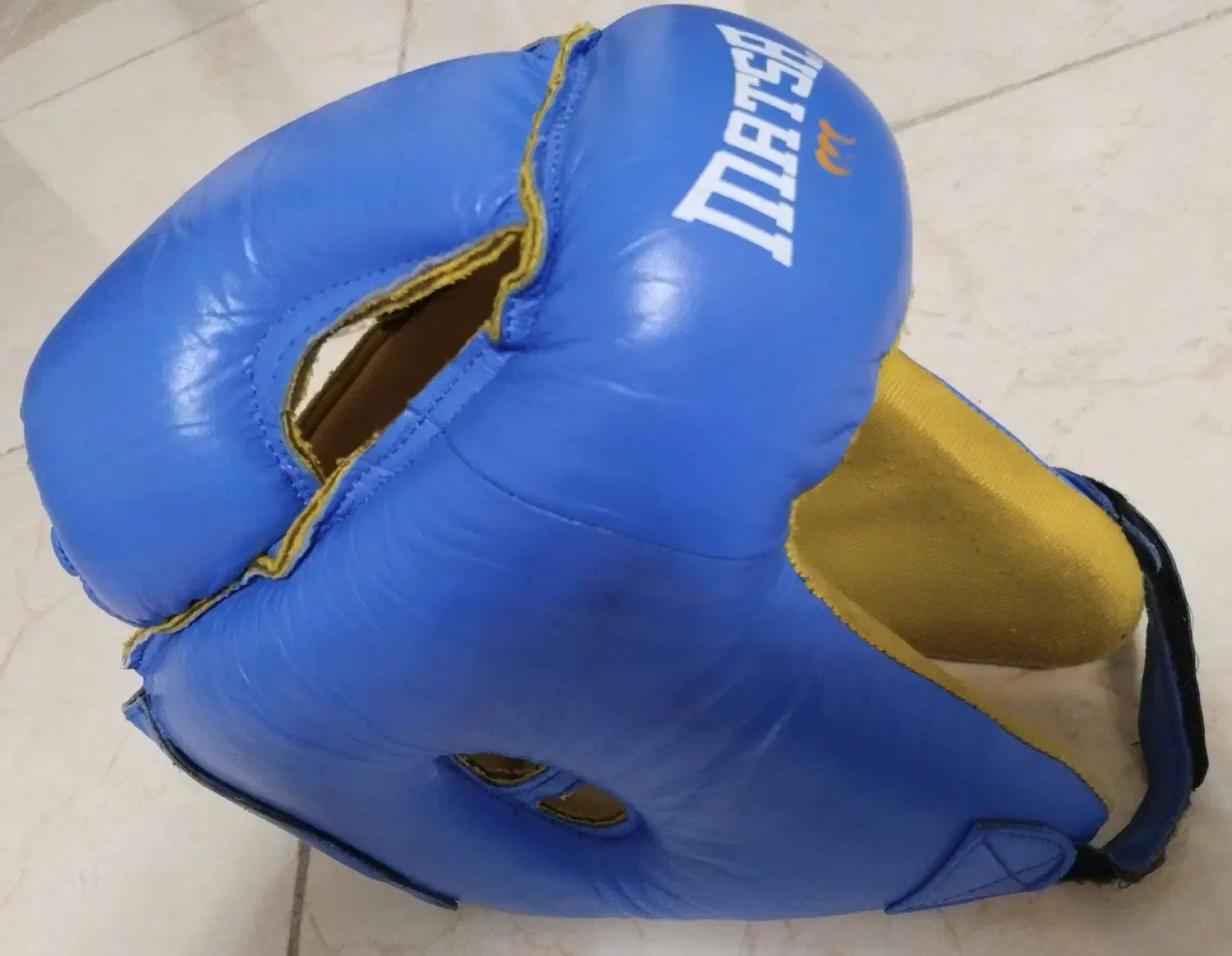 کلاه چرم مخصوص بوکس|تجهیزات ورزشی|فردیس, داوری|دیوار