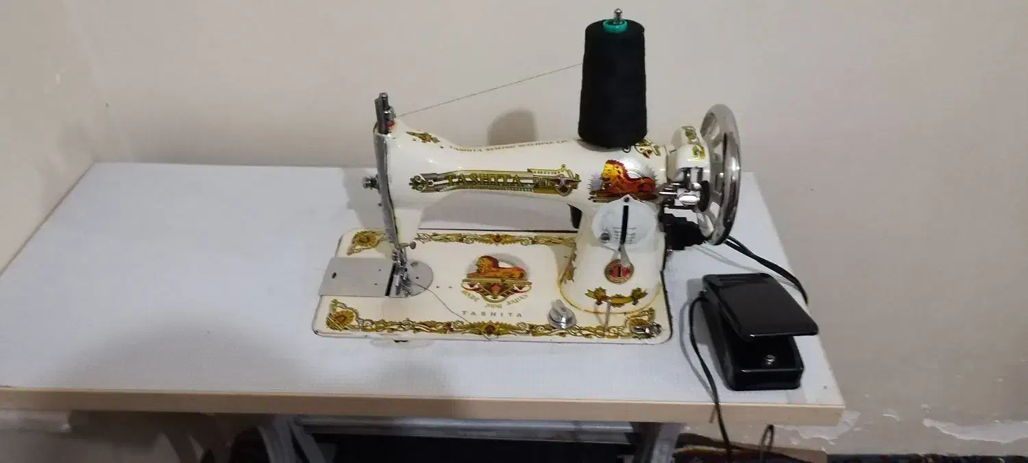 چرخ خیاطی شیر نشان سفید|چرخ خیاطی و ریسندگی|تبریز, |دیوار