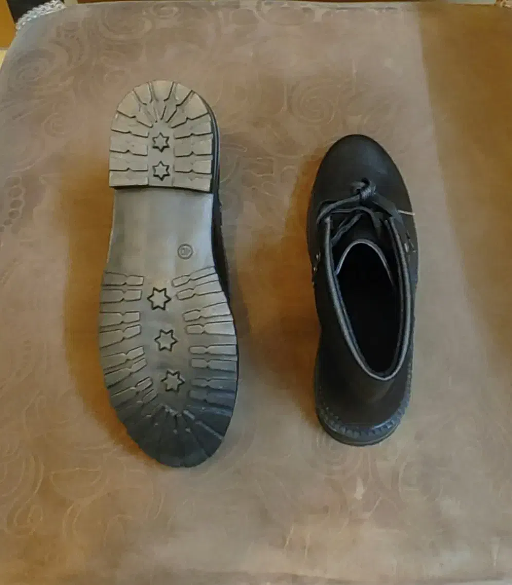 نیم بوت زنانه سایز 40|کیف، کفش، کمربند|تهران, جوادیه|دیوار