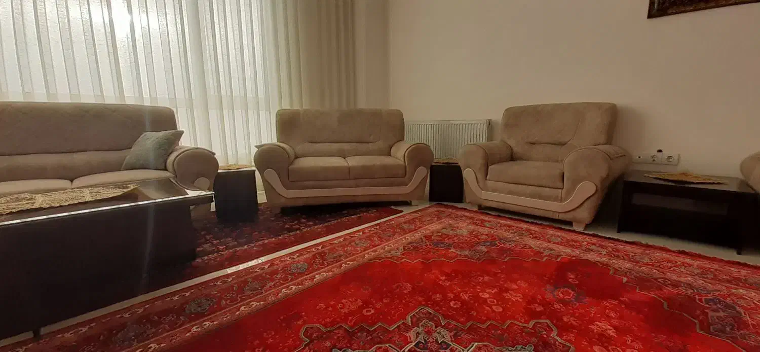 فروش مبل و جلو مبلی|مبلمان خانگی و میز عسلی|قروه, |دیوار